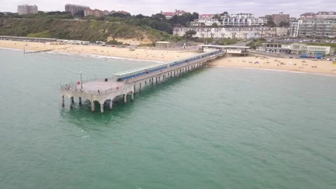 Boscombe Pier - Dorset Stockbeeldmateriaal 205906517