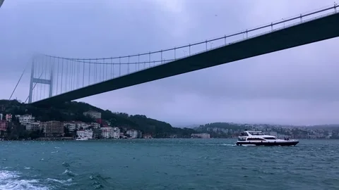 Bosophorus bridge in dramatic weather. Bosphorus bridge rainy weather Video stock 202114265