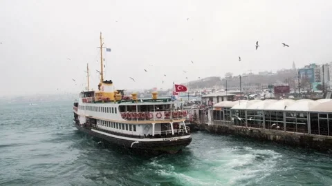 Bosphorus at winter time Stock Footage 149027903
