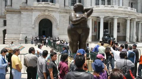 Botero sculpture Stock-Footage 11025400