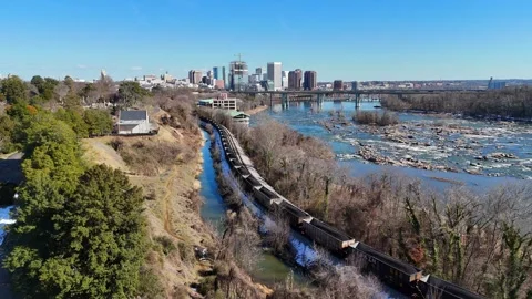 Both Directions - Richmond, VA Video stock 336423485