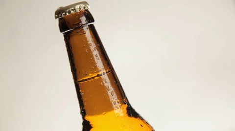 A bottle of beer Stock-Footage 62895246