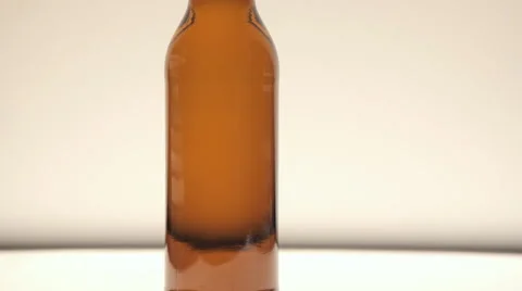 A bottle of beer Stock-Footage 62895253