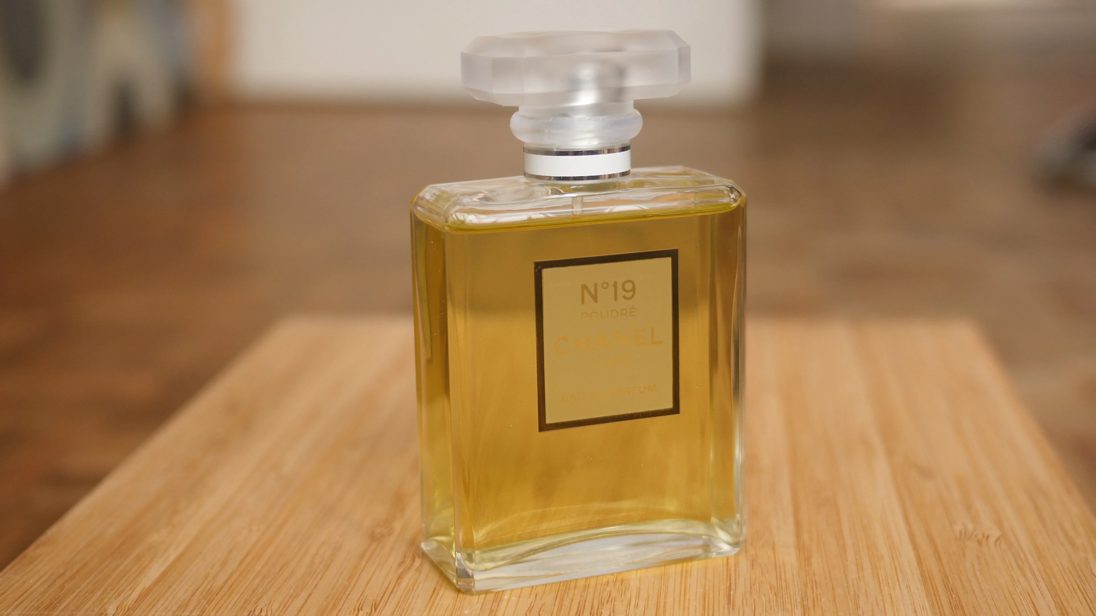 chanel no 19 perfume