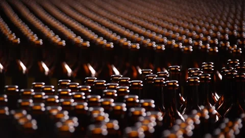 Bottle production Stockbeeldmateriaal 164043463