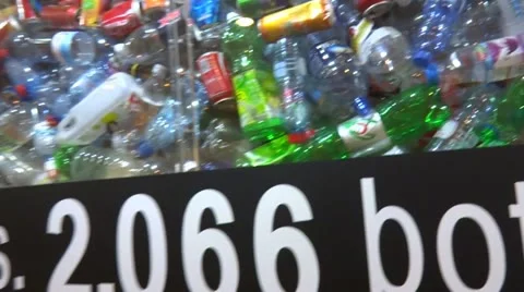 Bottle recycle Vidéo 12412727
