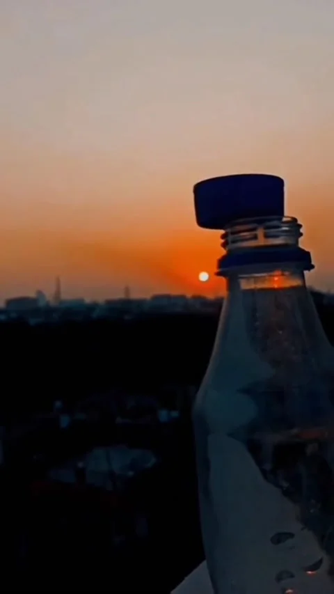 Bottle sun 库存影片 216411310
