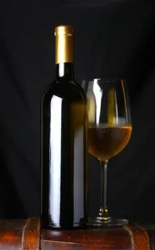 Bottle of white wine Stock Photos