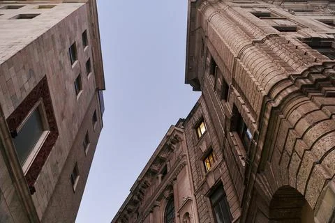 Bottom view of the building on the Duomo Square in Milan, Italy Foto stock