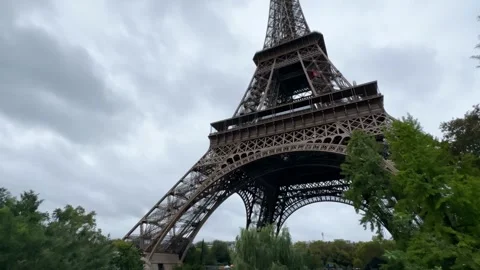 Bottom-up view of Eiffel Tower (Tour Eiffel) in Paris, France Video stock 303650955