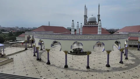 Bottom Up View on Great Mosque Stock Footage 146690109