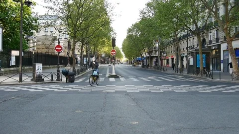  boulevard Saint-Germain -COVID19 Stock Footage 128605662