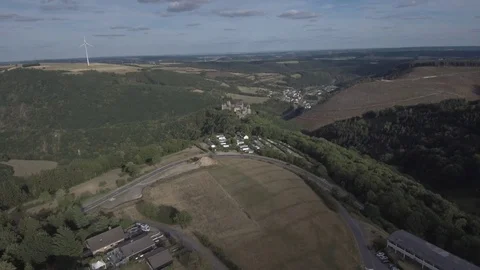 Bourscheid-19 Approaching from high and above. 库存影片 106372408