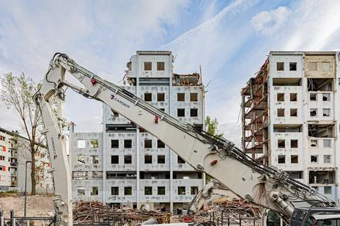 Boutaric during its destruction. Boutaric pendant sa destruction. Stock Photos