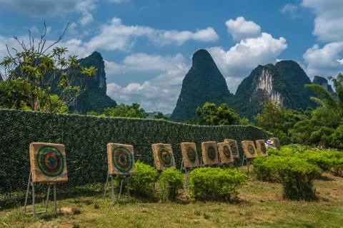 Bow arrow target practice in Yangshuo Stock Photos