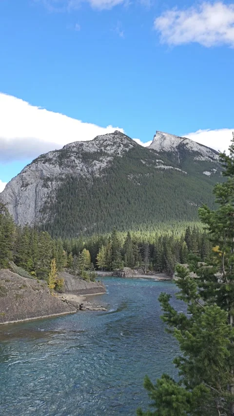 Bow Falls 2 動画素材 295958898