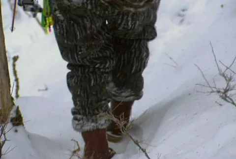 Bow hunting 02 Stock Footage 645576