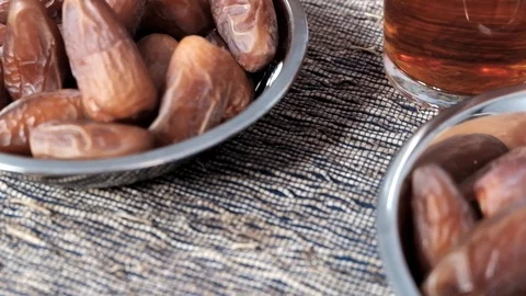 Bowl of dried dates fruit 動画素材 105626932