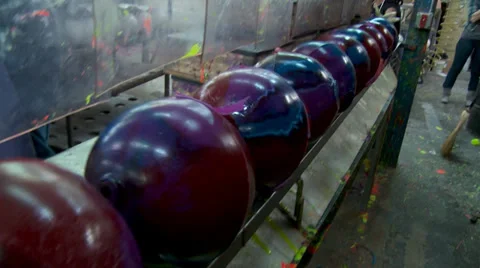Bowling Ball Factory- Rolling 库存影片 27505843