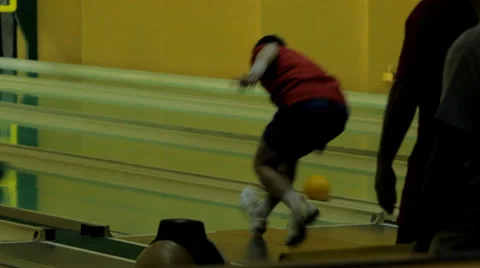 Bowling. Video stock 34653785