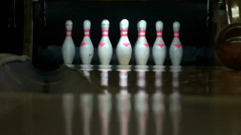 Bowling - slow motion strike- HD 库存影片 482790