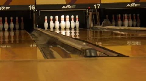 Bowling strike 1 Video stock 27786104