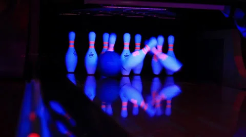 Bowling strike Stock Footage 32325719