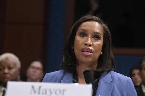 Bowser and Mendelson testify on Oversight of the District of Columbia 写真素材
