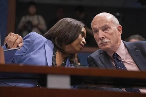 Bowser and Mendelson testify on Oversight of the District of Columbia 写真素材