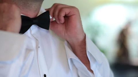 Bowtie Adjustment Stockbeeldmateriaal 52349806