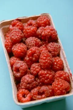 Box of raspberries 스톡 사진