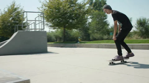 Box ride close up 動画素材 54387988