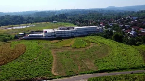 Box-shaped (square or cube) building construction Stock Footage 338398619