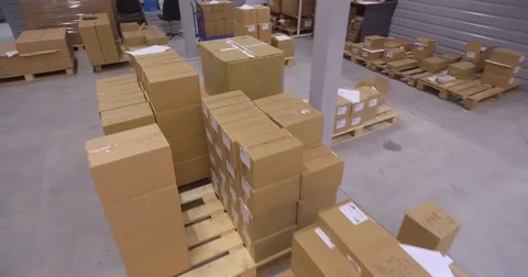 Box in warehouse top view Видео 82412206