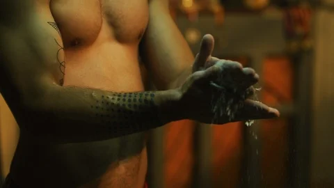 Boxer clapping together hands with talcum powder Stock Footage 100035546