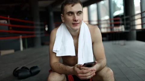 Boxer Man Prepares for Battle 動画素材 103756905