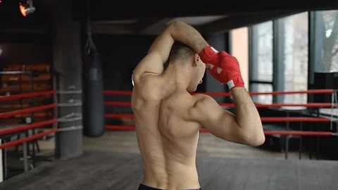 Boxer Man Stretching his Hands 库存影片 103756229
