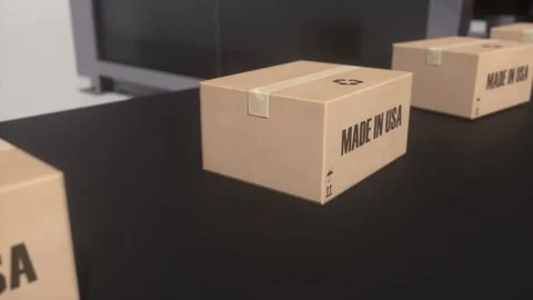 Boxes with MADE IN USA text on conveyor. American goods related loopable 3D 스톡 동영상 158323387