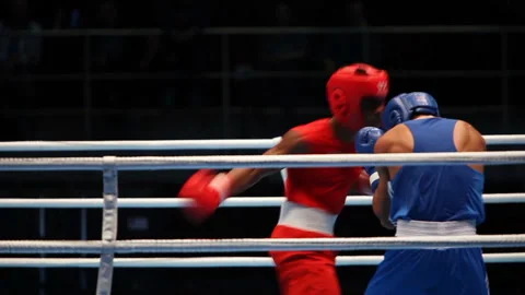 Boxing hook on the right Stock Footage 122335931