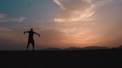 Boxing at sunset Stock Footage 89813344