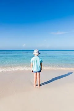 Boy on the beach Fotos Stock