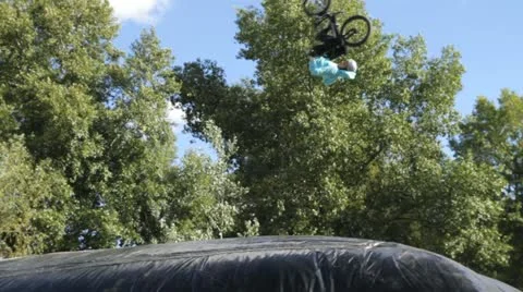 Boy on the bicycle Vidéo 11286329