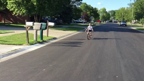 Boy on Bike with No Hands 스톡 동영상 79630360
