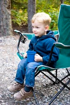 Boy camping Stock-Fotos