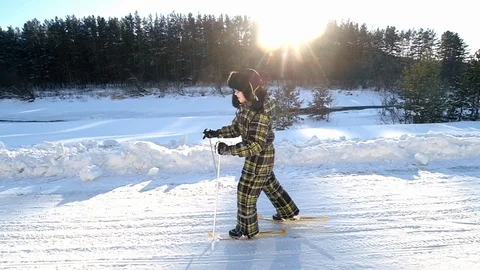 Boy cross-country skiing. winter fun 库存影片 123760941
