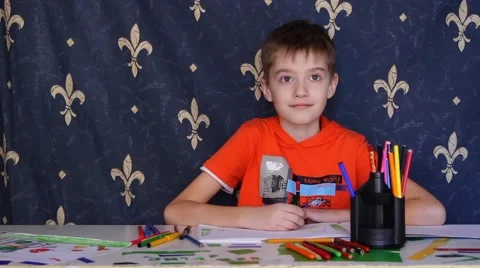 Boy draws Video stock 60332139