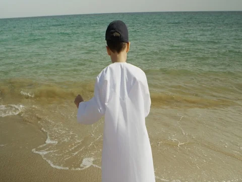 Boy having fun at the beach. Stock-Footage 69408341