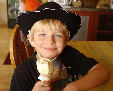 Boy with icecream Fotos Stock
