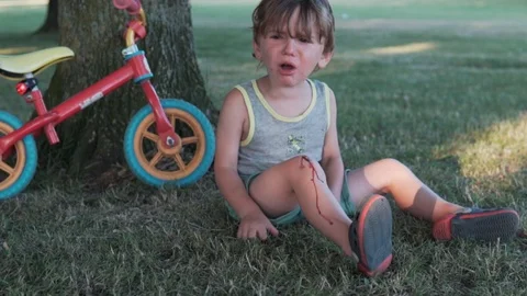 Boy With An Injured Leg Stock Footage 95085351