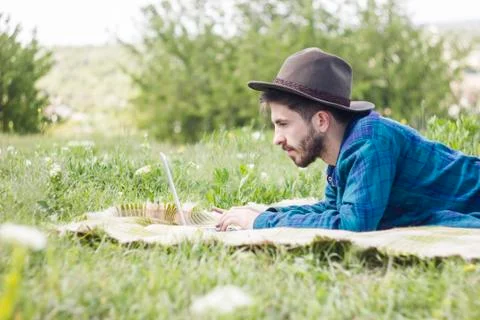 Boy laptop 스톡 사진